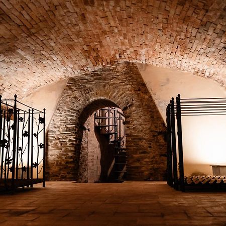 Cadgal - Tenuta La Cova Calamandrana エクステリア 写真