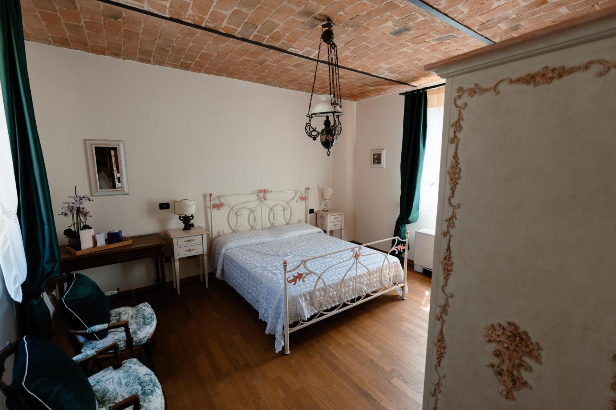 Cadgal - Tenuta La Cova Calamandrana エクステリア 写真